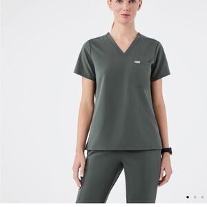Figs Catarina One-Pocket Scrub Top moss size xxl